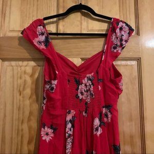 Red floral Dress with flutter Sleeve - small